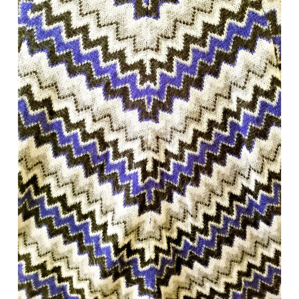 CHICO'S Cardigan Sweater Sz 2 US Large 12 Blue Black Gray Ivory Chevron Striped - Picture 2 of 8